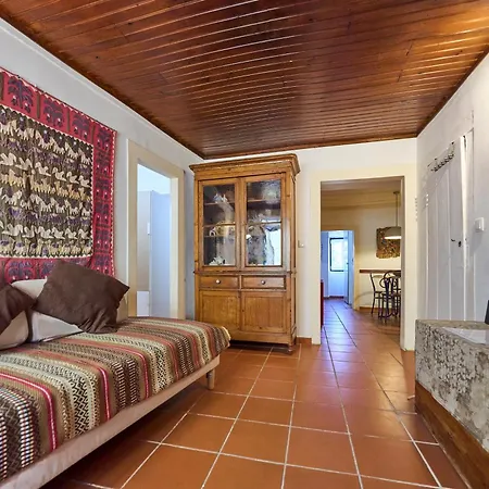Casa Da Benvinda * Lisbon